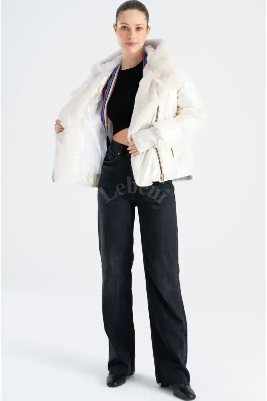 Kadın Şişme Mont - Puffer Mont Kışlık Kürklü Mont Kapüşonlu Kış Montu-Krem Beyaz Şişme Mont Kürklü Kapüşonlu - 4