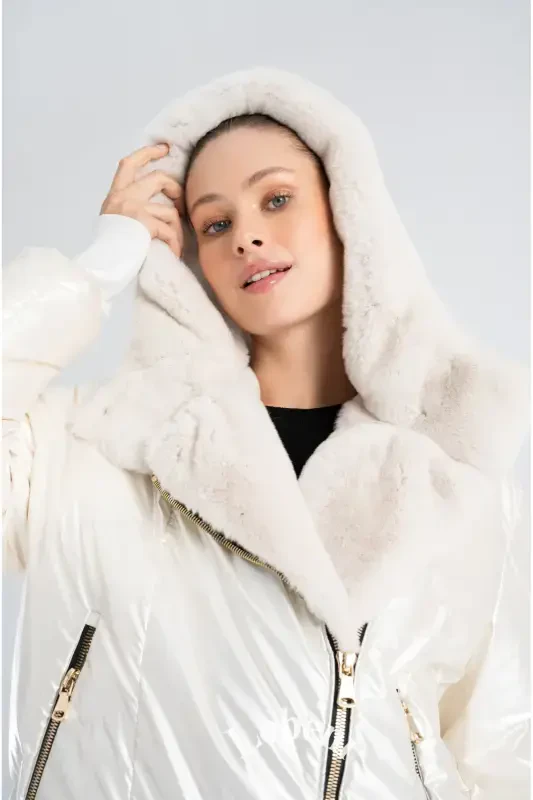 Kadın Şişme Mont - Puffer Mont Kışlık Kürklü Mont Kapüşonlu Kış Montu-Krem Beyaz Şişme Mont Kürklü Kapüşonlu - 7