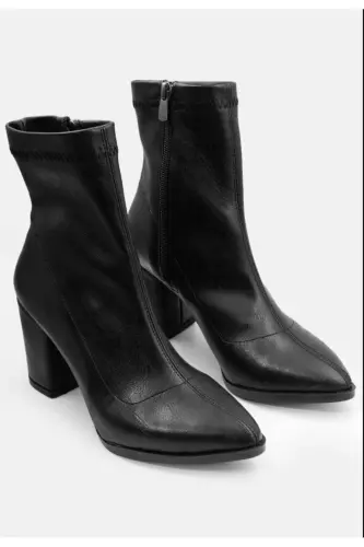 Kadın Sivri Burun Bot Streç Boğazlı Esnek Kadın Topuklu Bot-Siyah - DS AYAKKABI (1)