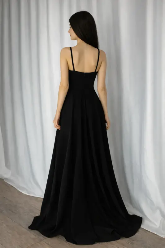 Kadın Siyah Askılı Kruvaze Yaka Yırtmaçlı Maxi Abiye Elbise-Siyah - 3