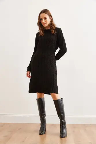 Kadın Siyah Beli Bantlı Yırtmaçlı Saç Örgü Mini Elbise ELB-19002289-Siyah - OLALOOK (1)