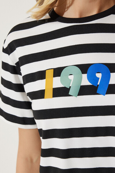 Kadın Siyah Beyaz Baskılı Çizgili Örme T-Shirt AN00181 - 6