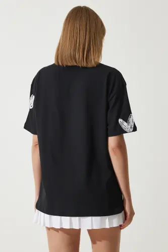 Kadın Siyah Beyaz Kalp Baskılı Oversize Pamuklu T-Shirt BP00165-Siyah Beyaz - 6