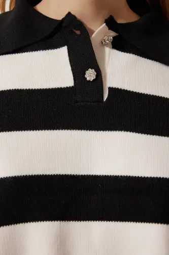 Schwarz-weißer, stilvoller, gestreifter kurzer Strickpullover mit geknöpftem Kragen für Damen BV00115 - Schwarz Weiß - 5