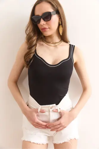 Kadın Siyah Biye Detaylı Crop Bluz BLZ-19002940 - Siyah - 9
