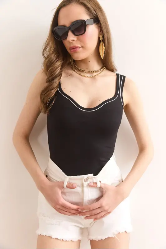 Kadın Siyah Biye Detaylı Crop Bluz BLZ-19002940 - Siyah - 9