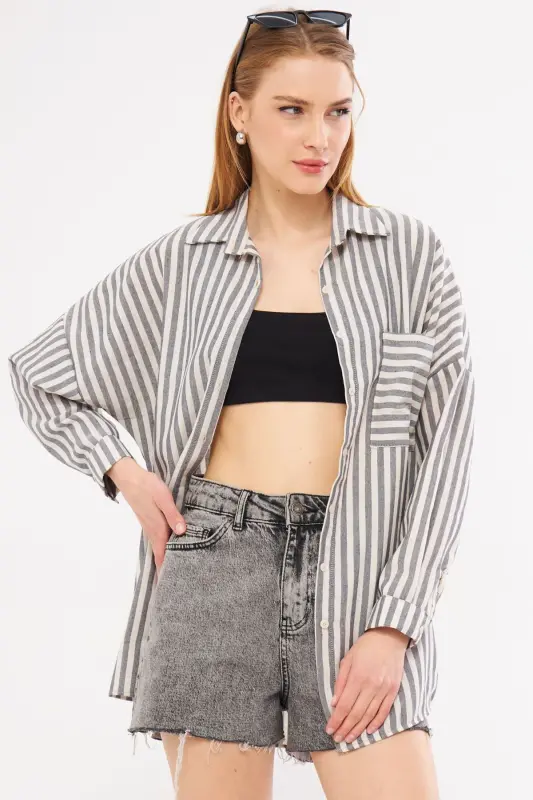 Kadın Siyah Çizgili Uzun Kol Cep Detaylı Pileli Oversize Gömlek ARM-24Y001057-Siyah - 2