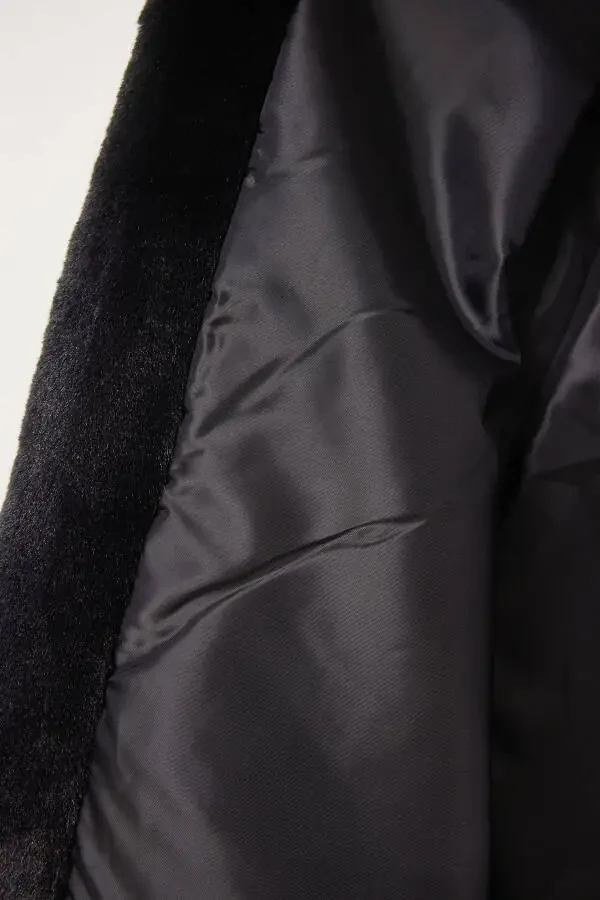Kadın Siyah Fermuarlı Oversize Kürklü Peluş Kaban RV00149 - 6