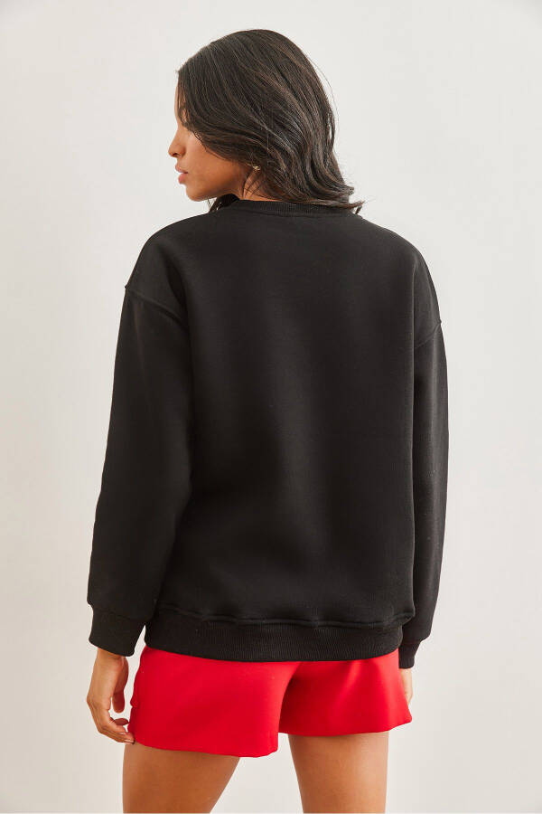 Kadın Siyah Kalp Nakışlı Şardonlu Kalın Sweatshirt SWT-19000685 - Siyah - 7