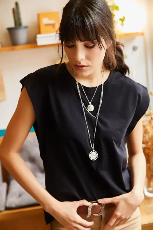 Kadın Siyah Koltuk Altı Parçalı Yarasa T-shirt TSH-19000330-SİYAH - 2