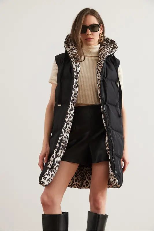 Kadın Siyah Leopar Çift Taraflı Dolgulu Kapüşonlu Dokuma Yelek YLK-19000013-Siyah Leopar - 5