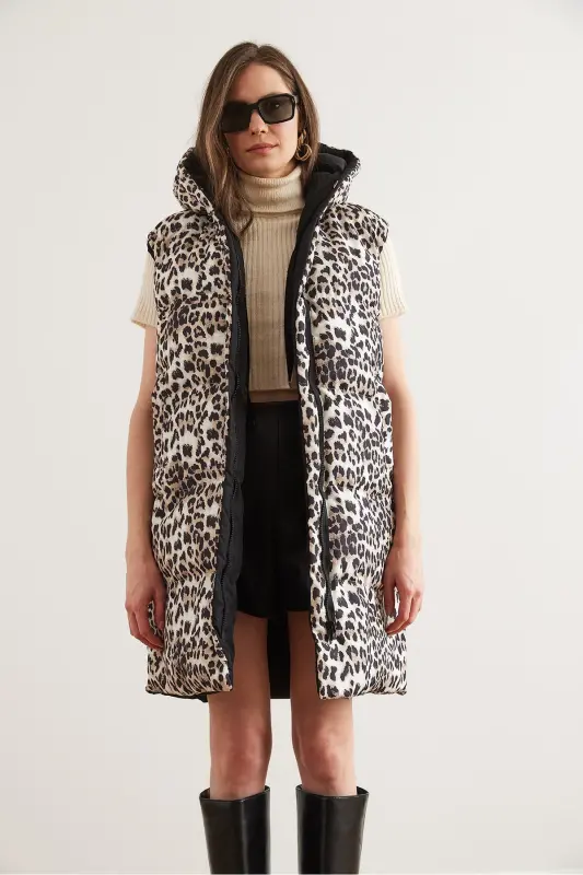 Kadın Siyah Leopar Çift Taraflı Dolgulu Kapüşonlu Dokuma Yelek YLK-19000013-Siyah Leopar - 6