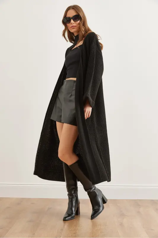 Kadın Siyah Manşeti Katlamalı Maxi Triko Hırka HRK-19000297-Siyah - 2