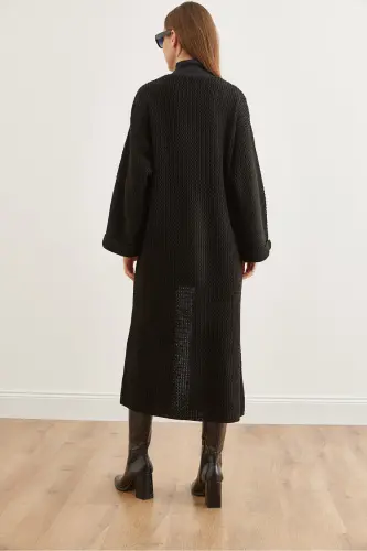 Kadın Siyah Manşeti Katlamalı Maxi Triko Hırka HRK-19000297-Siyah - 7