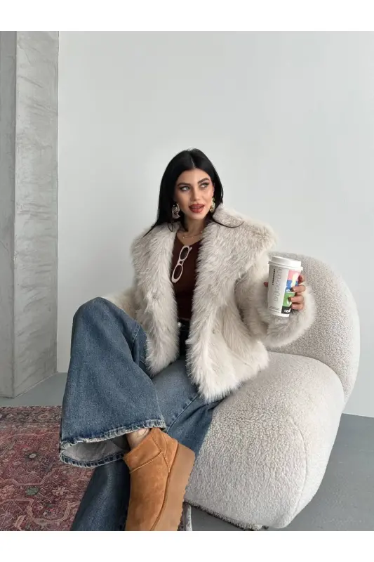 Yeni Sezon Kadın Premium Oversize Peluş Kürk Mont-Beyaz - 2
