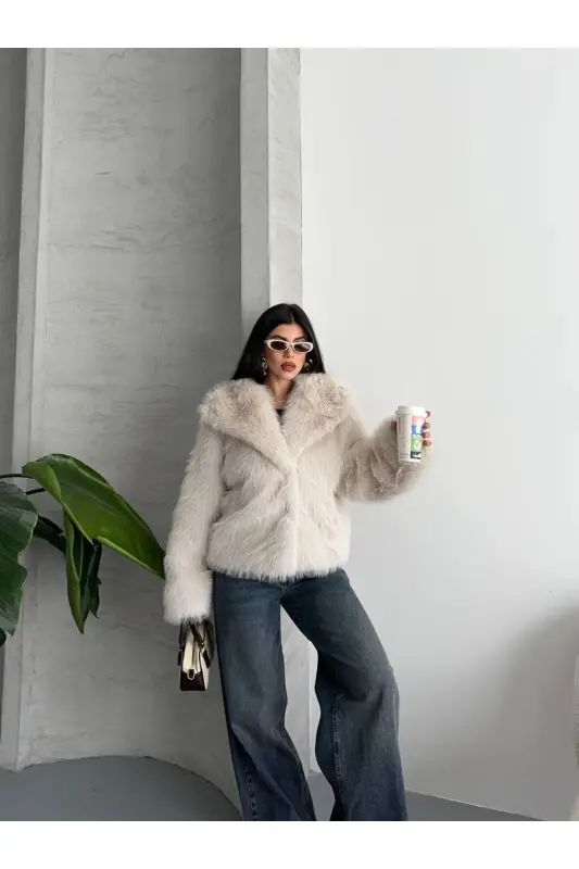 Yeni Sezon Kadın Premium Oversize Peluş Kürk Mont-Beyaz - 5