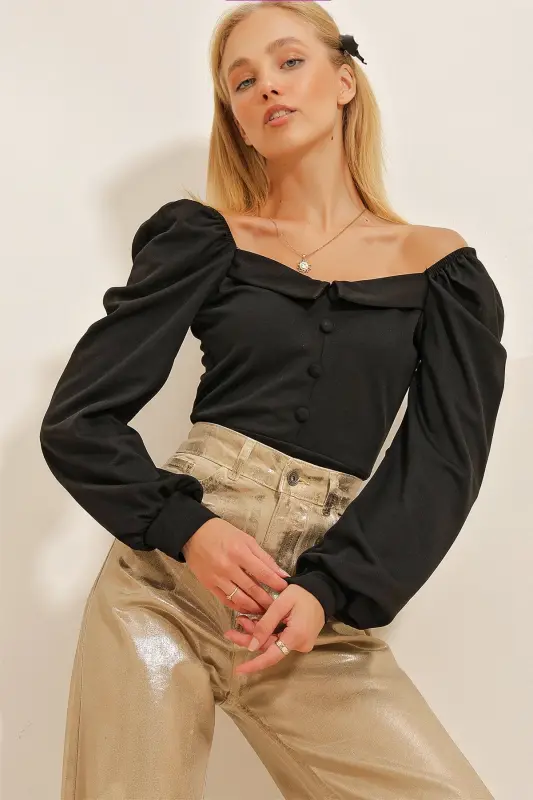 Kadın Siyah Prenses Kol Önü Düğme Detaylı Crep Bluz Alc-X10867-Siyah - TREND ALAÇATI STILI