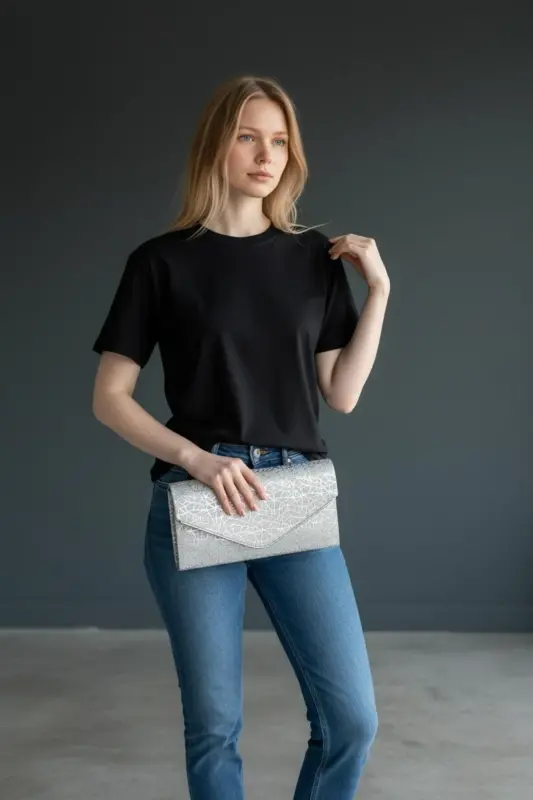 Kadın Siyah Rengi Portföy Çanta Zincirli-Gümüş Desenli - 3