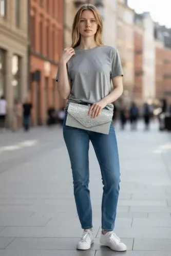 Kadın Siyah Rengi Portföy Çanta Zincirli-Gümüş Desenli - 2