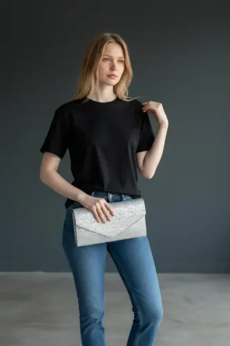 Kadın Siyah Rengi Portföy Çanta Zincirli-Gümüş Desenli - 3