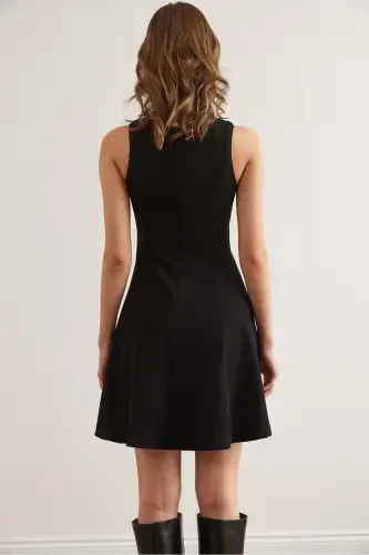 Kadın Siyah U Yaka Parçalı Trend Mini Kloş Elbise ELB-19002349 - 7