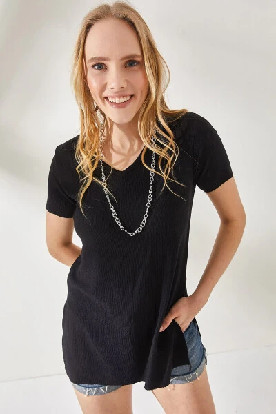 Kadın Siyah V Yaka Yanı Yırtmaçlı Dokulu Tişört TSH-19000704-Siyah - Modazone