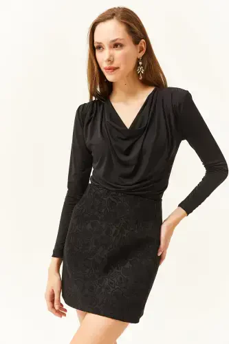 Kadın Siyah Vatkalı Pileli Degaje Yaka Bluz BLZ-19002419-Siyah - OLALOOK (1)