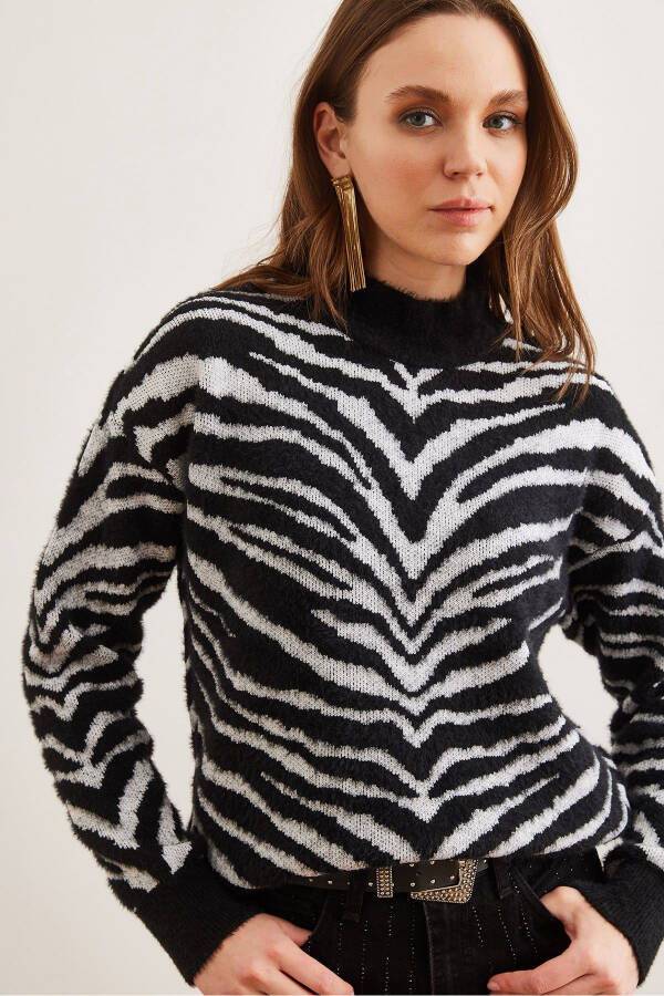 Kadın Siyah Yumuşak Dokulu Zebra KazakKZK-19000899 - Siyah - 4