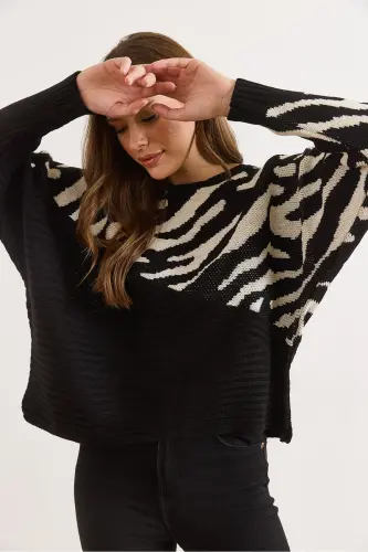 Kadın Siyah Zebra Detaylı Triko Kazak KZK-19000819-Siyah - 5
