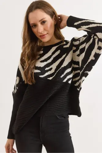 Kadın Siyah Zebra Detaylı Triko Kazak KZK-19000819 - Siyah - 1