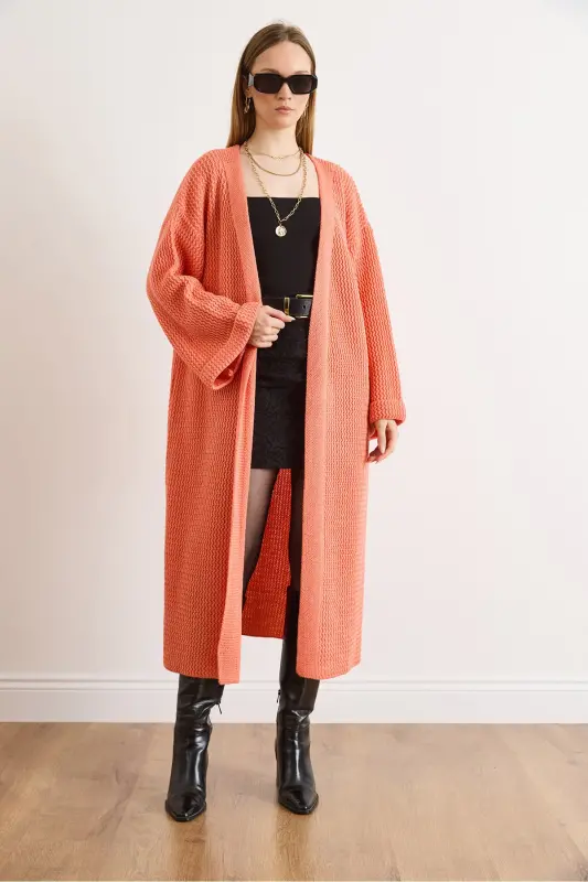 Kadın Somon Manşeti Katlamalı Maxi Triko Hırka HRK-19000297-Somon - 2