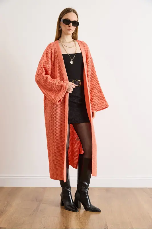 Kadın Somon Manşeti Katlamalı Maxi Triko Hırka HRK-19000297-Somon - 3