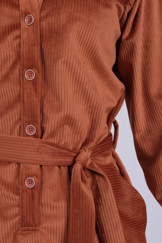 Kadın Taba Önden Düğmeli Cepli Kuşaklı Kadife Elbise ARM-25K001085-Taba - 3