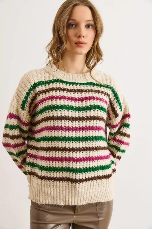 Kadın Taş Fuşya Renkli Çizgili Kalın Yumuşak Dokulu Triko Kazak KZK-19000917-Taş Fuşya - OLALOOK