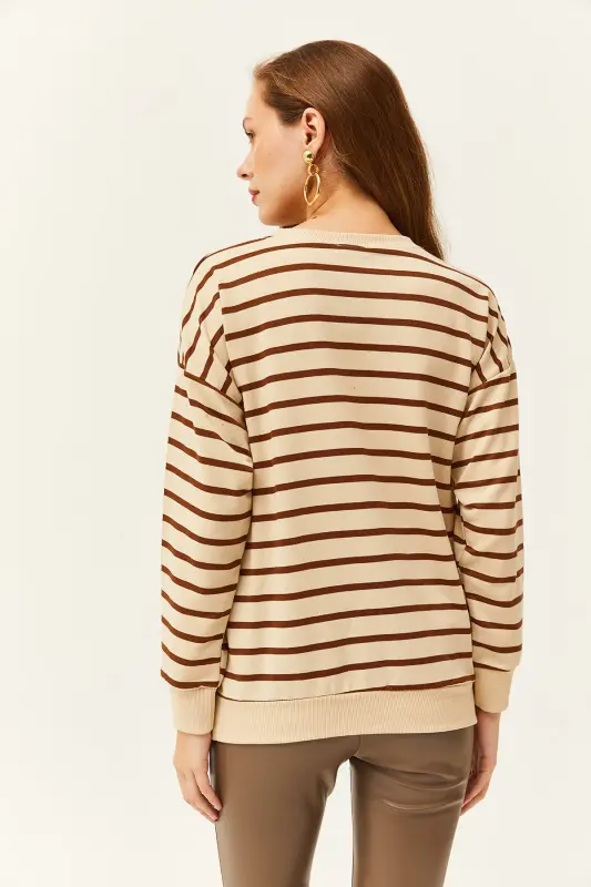 Kadın Taş Kahve Basic Yumuşak Dokulu Salaş Sweatshirt SWT-19000457-Taş Kahve - 4