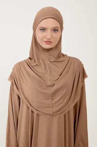 Kadın Tesettür Pamuklu Başörtülü Namaz Elbisesi Dantelli Tek Parça Penye Kumaş-Sütlü Kahve - 4