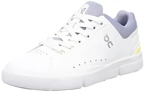 On Women's The Roger Advantage Sneakers 