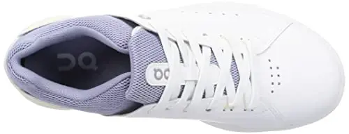 On Women's The Roger Advantage Sneakers - 6