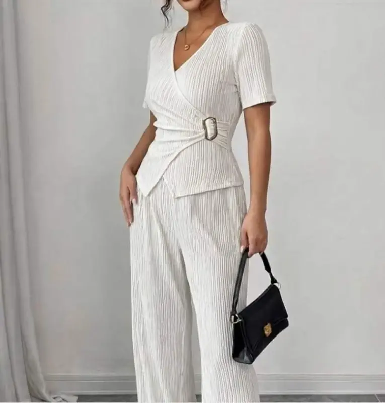 Kadın Toka Detaylı Kruvaze Takım - 2