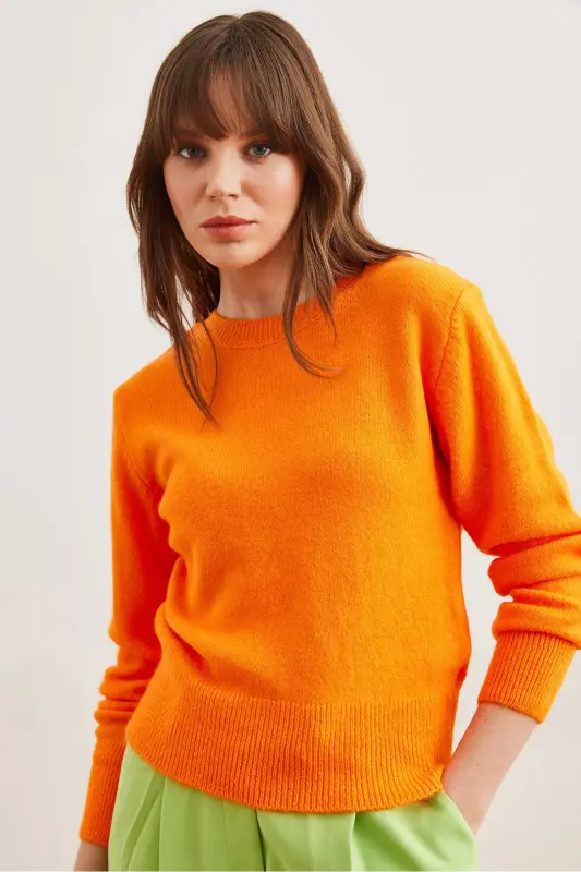 Kadın Turuncu Bisiklet Yaka Yumuşak Dokulu Basic Triko Kazak KZK-19000845-Turuncu - 2