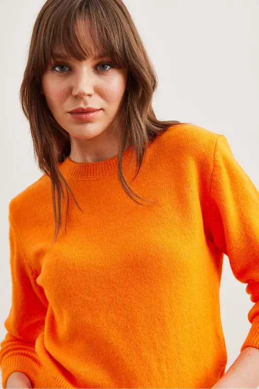 Kadın Turuncu Bisiklet Yaka Yumuşak Dokulu Basic Triko Kazak KZK-19000845-Turuncu - 4