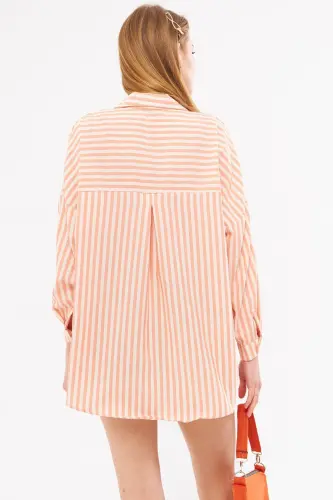 Kadın Turuncu Çizgili Uzun Kol Cep Detaylı Pileli Oversize Gömlek ARM-24Y001057-Turuncu - 5