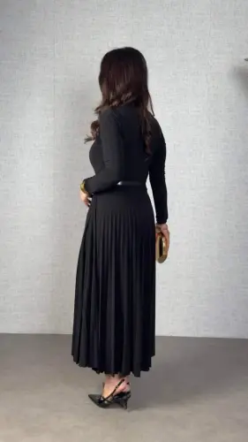 Kadın Uzun Kollu Balıkçı Yaka Kemersiz Pileli Uzun Sandy Elbise - 4