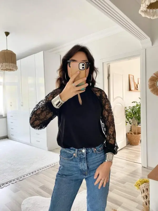 Kadın Uzun Kollu Göğüs Pencere Detay Yaka Boğazlı Kolları Tüllü Sandy Bluz - 6