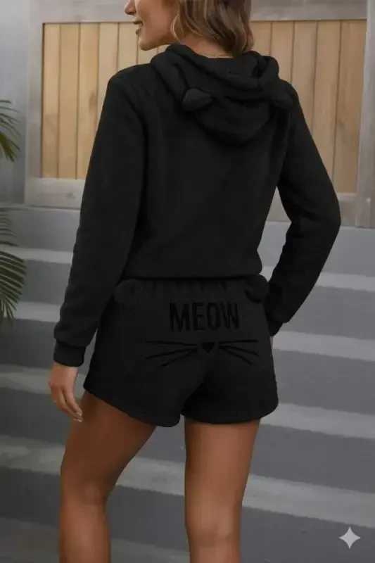 Kadın Uzun Kollu Kapşonlu Peluş Bluz Ve Kısa Short Ikili Takım - BÜYÜKBEDENIZ