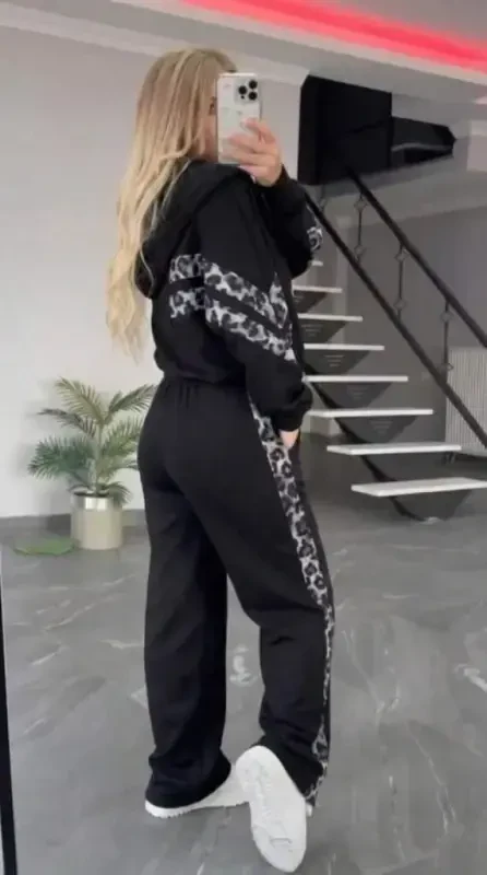 Kadın Uzun Kollu Kapşonlu önü Fermuarlı Leopar Desenli Modal Bluz Ve Pantolon Ikili Takım - 1