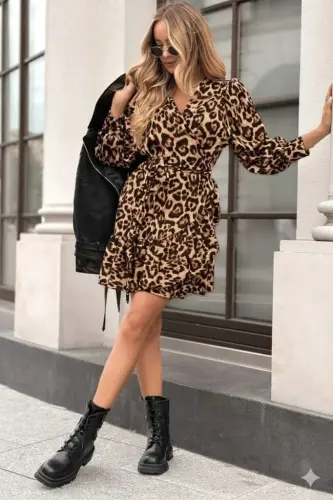 Kadın Uzun Kollu Kruvaze Yakalı Fırfırlı Belden Kuşaklı Leopar Desen Modal Elbise - 4