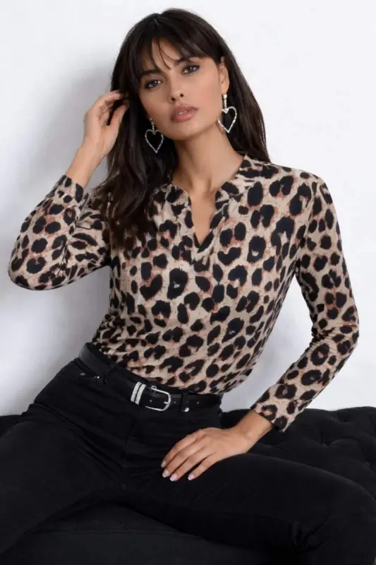 Kadın Uzun Kollu V Hakim Yakalı Leopar Desenli Süprem Bluz - 2
