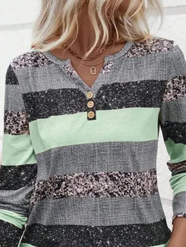 Kadın Uzun Kollu Yakadan Düğmeli çizgili Desenli Süprem Bluz - BÜYÜKBEDENIZ (1)