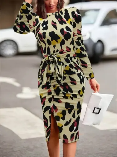 Kadın Uzun Kollu Yuvarlak Yaka Belden Kuşaklı önden Yırtmaçlı örme Krep Elbise - 3